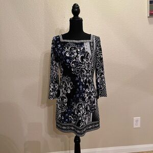 WHITE HOUSE BLACK MARKET  Blue, Black & White Patterned Mini Dress